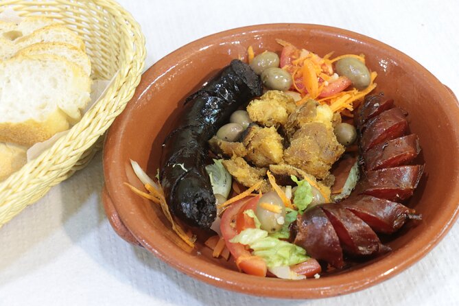 Lisbon 4 Foodies Tour - From Street Food to Awarded Chefs’ Portuguese Delicacies - Baixa, Rossio & Restauradores: your first wave of Portuguese bites