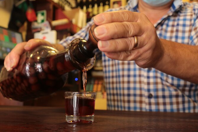 Lisbon 4 Foodies Tour - From Street Food to Awarded Chefs’ Portuguese Delicacies - The wine pairing lesson that makes the food stick