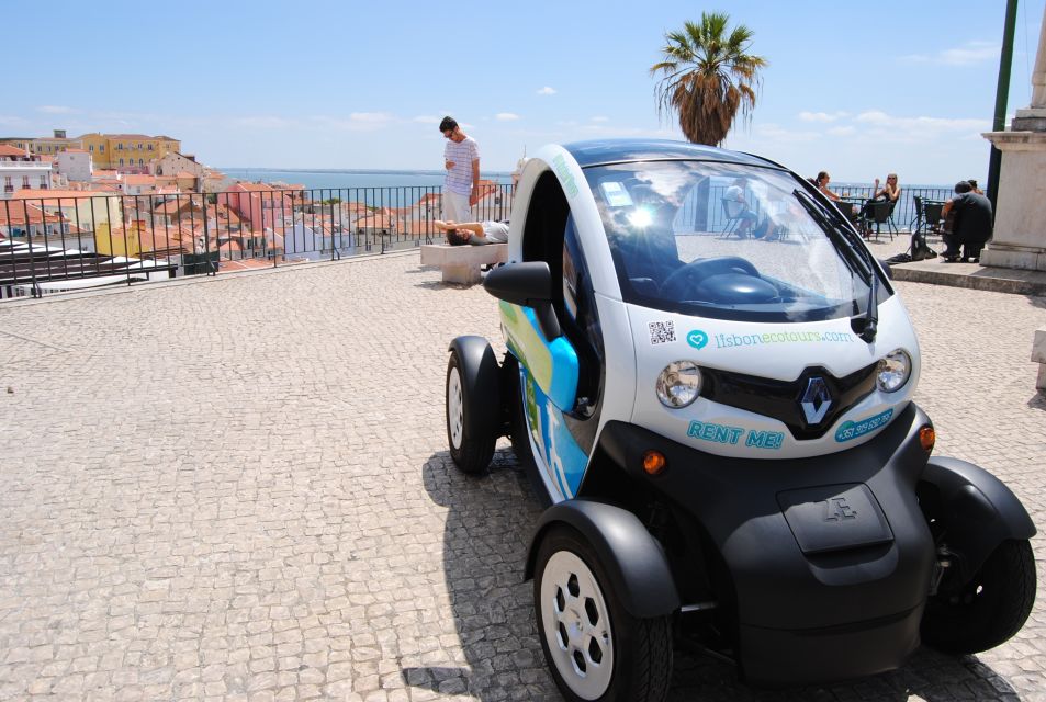 Lisbon 6H Ride in an Electric Car & GPS Audio Guide - Starting at Rua da Madalena 68: What the First Minutes Feel Like