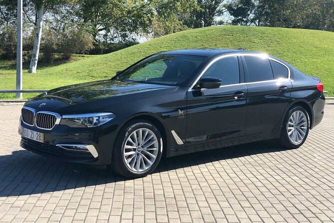 Lisbon Airport to Hotel in Lisbon (or vice versa) - Comfort touches that add up: mobile ticket, English service, and private group focus