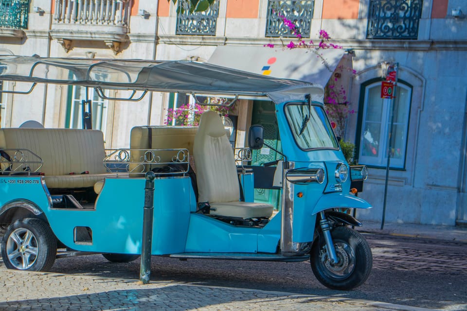 Lisbon: All Viewpoints Tuk-Tuk Tour with a True Local Guide - Penha de França: quieter panoramas for calmer photos
