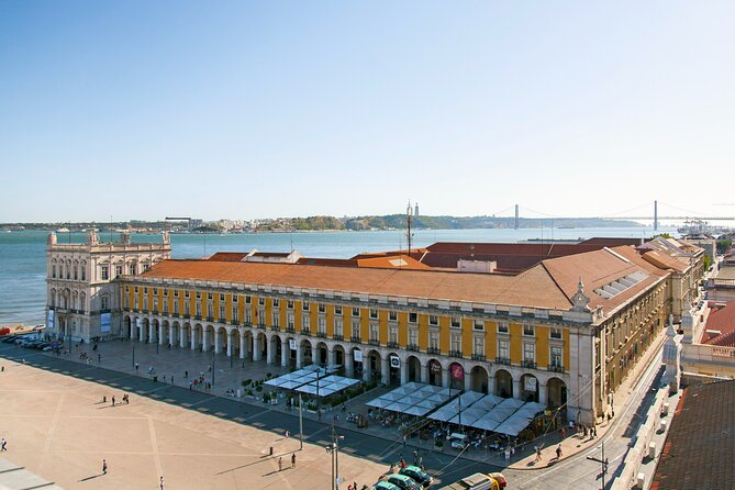 Lisbon and Sintra Essence 8H - Private Tour - Miradouro Da Senhora Do Monte: the fastest way to understand Lisbon
