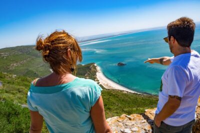 Lisbon: Arrábida Natural Park and Sesimbra Day Trip - Meco Beach Cliffs: Where Arrábida Looks Like a Postcard