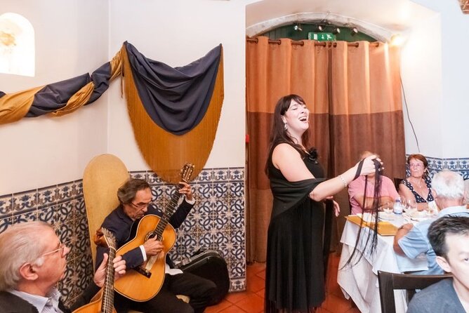 Lisbon: Authentic Fado Show, Dinner and Night Tour - Key things you’ll notice on this Lisbon Fado night tour