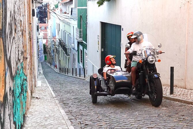 Lisbon: Belem Motorcycle Side-car Tour - A sequence of city squares and panoramic lookouts