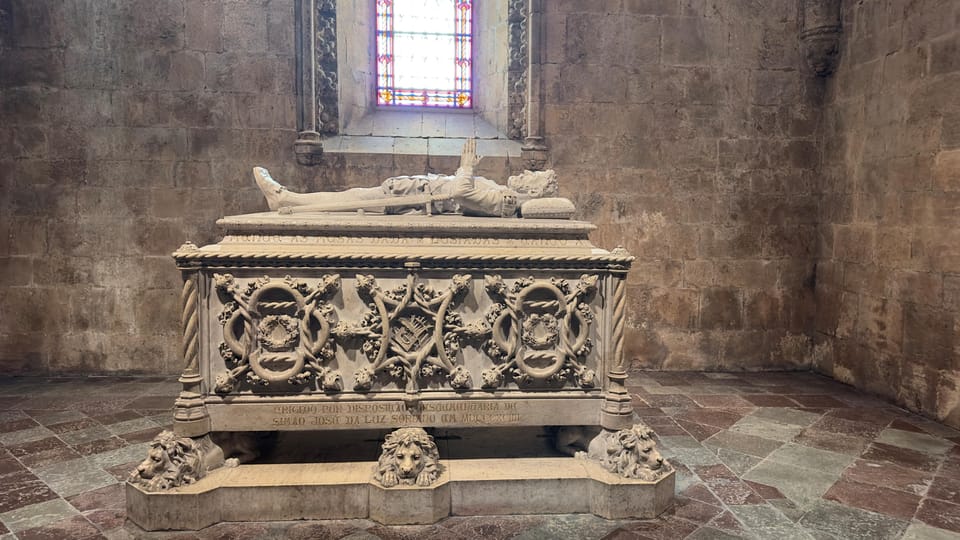 Lisbon: Belem Tour with Pastéis at Jerónimos Monastery - Jardim Afonso de Albuquerque and the Tagus overpass: views with a purpose