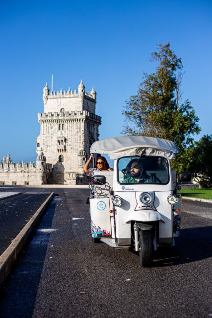Lisbon: Belém Tuk Tuk Tour with Pastel de Nata Tasting - The 25th of April Bridge and Tagus River Views