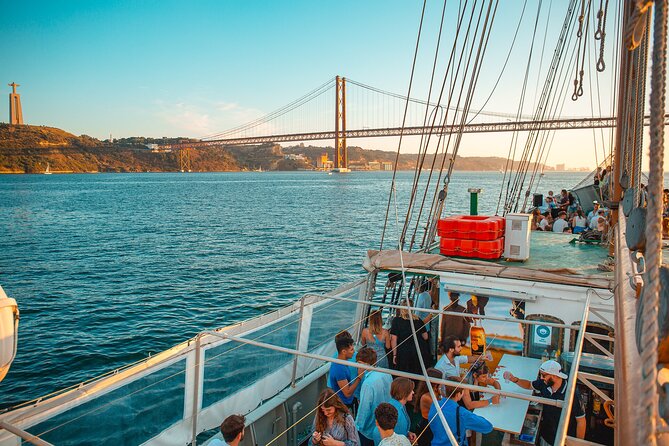 Lisbon Boat Party BIGGEST Sunset Cruise — with Music & Drinks - Price and value: why $48 can make sense here