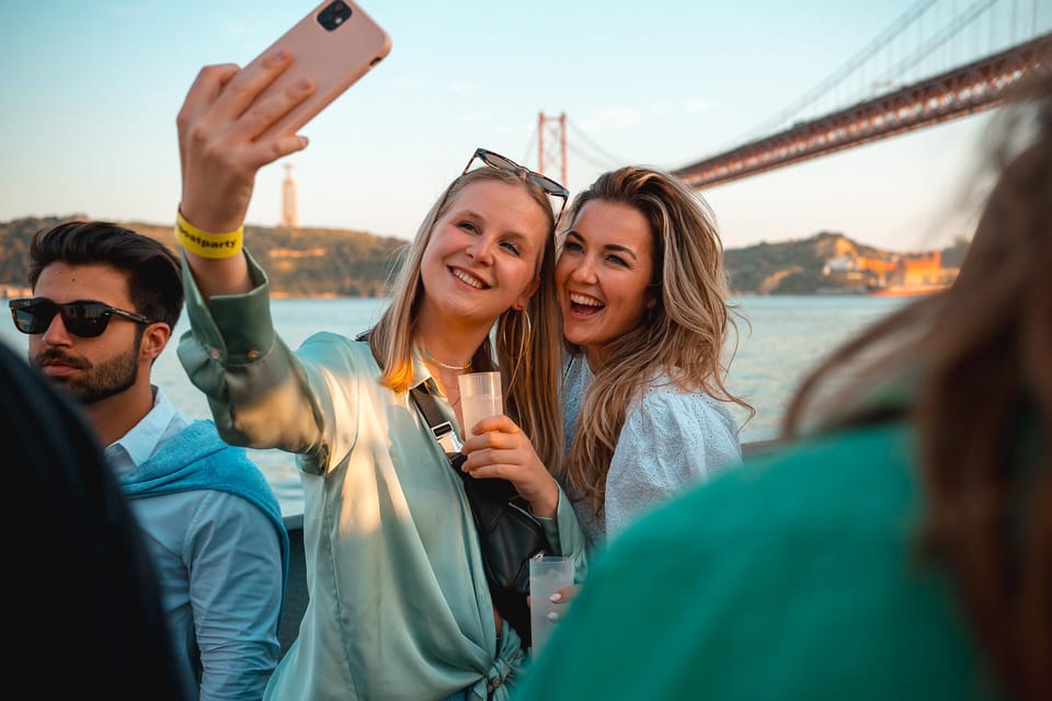Lisbon Boat Party - Live DJ & Afterparty with VIP Club entry - Key things to know before you go