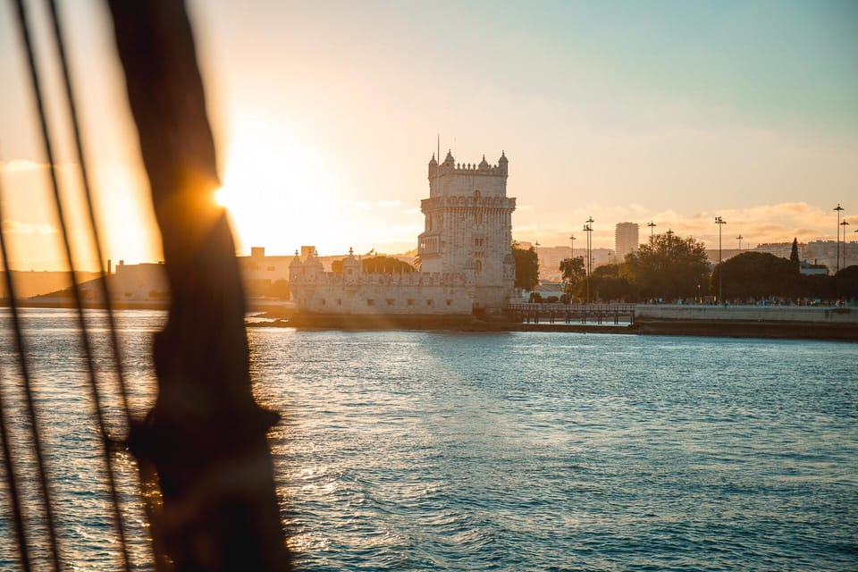 Lisbon Boat Party - Live DJ & Afterparty with VIP Club entry - VIP club entry: how it changes the value of your ticket