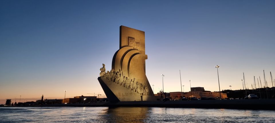 Lisbon: Boat Tour with Champagne - Should you book Lisbon: Boat Tour with Champagne?