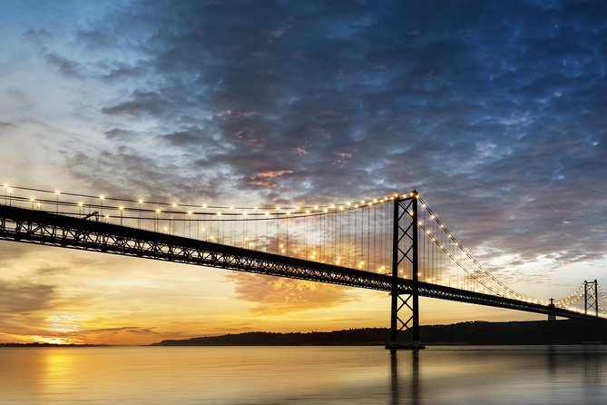 Lisbon by Night Tour: Fado Show and Dinner with Pick-up - Price and value: what $150 gets you (and what it can’t)