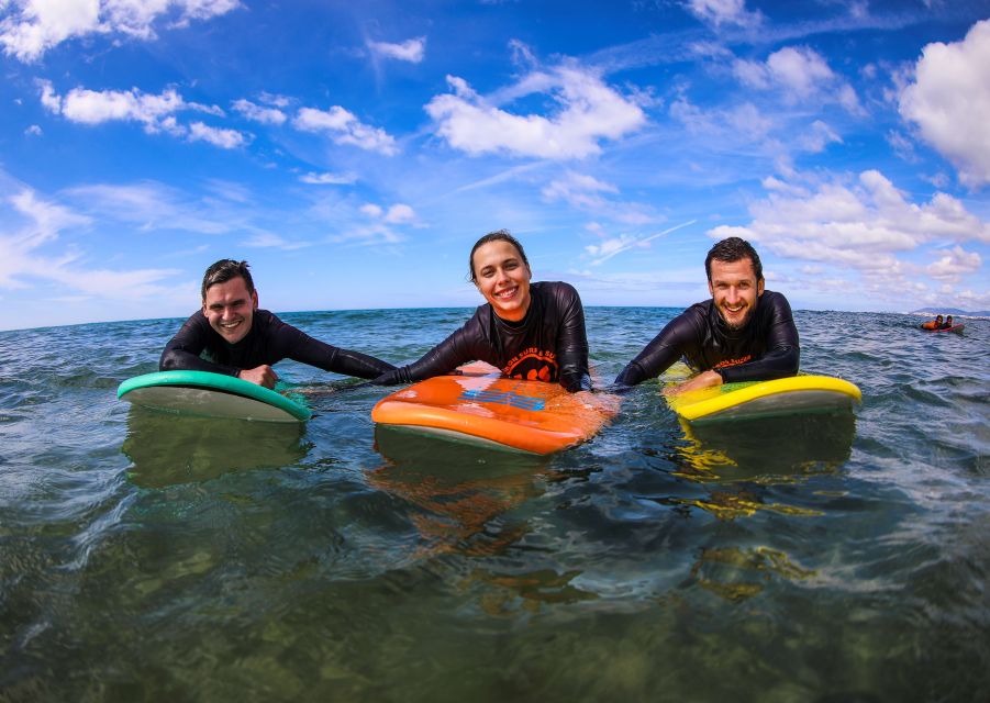 Lisbon: Capafórnia Surf Experience - Costa da Caparica: your beginner-friendly surf classroom