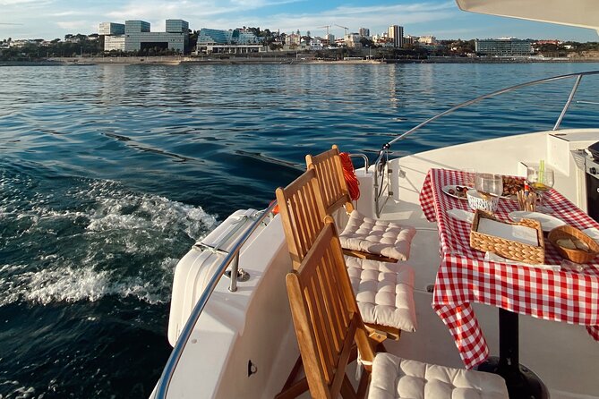 Lisbon: Catamaran Luxury Sunset and Wine Tour - Price and Value for a 2-Hour Luxury-Style Sail