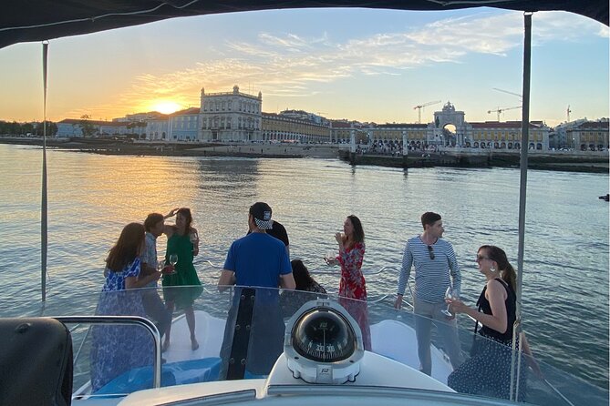 Lisbon: Catamaran Luxury Sunset and Wine Tour - Should You Book This Lisbon Sunset and Wine Tour?