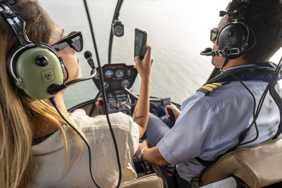 Lisbon: City and Coastline Sightseeing Helicopter Flight - A 10-minute helicopter loop that makes Lisbon click