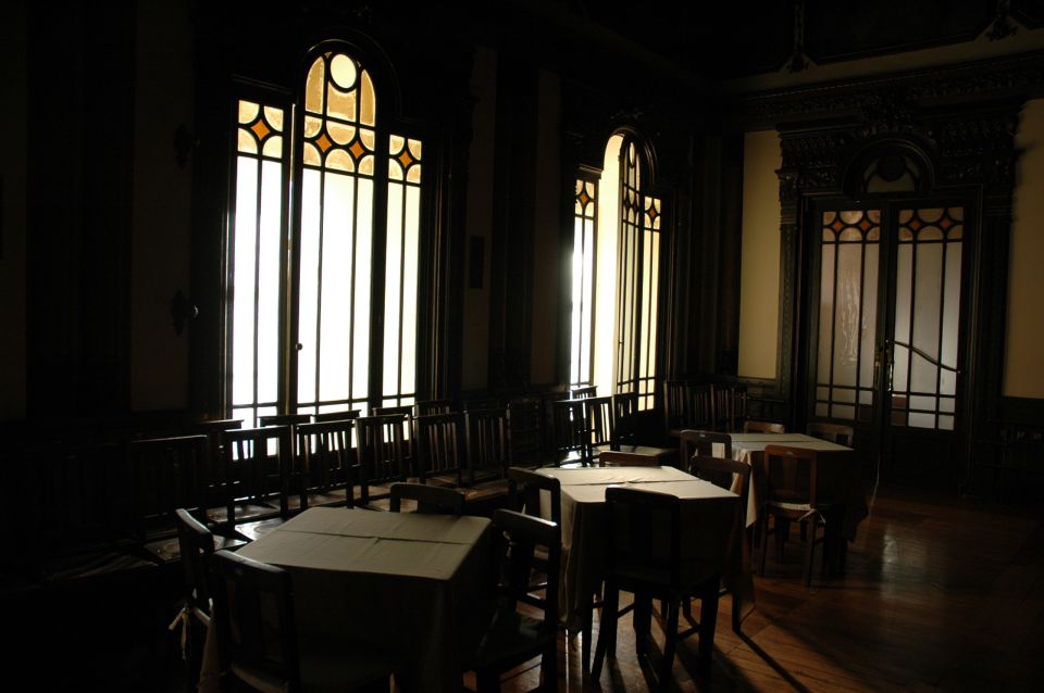 Lisbon: City of Spies Guided Walking Tour - What the 3-hour experience feels like day-to-day