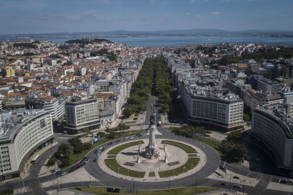 Lisbon City Tour 4 Hours - Central Lisbon first: Avenida da Liberdade to Príncipe Real