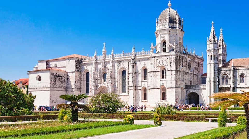 Lisbon City Tour: Full-Day - Guided Central Lisbon: Rossio, Baixa, Chiado, and Castle Quarter