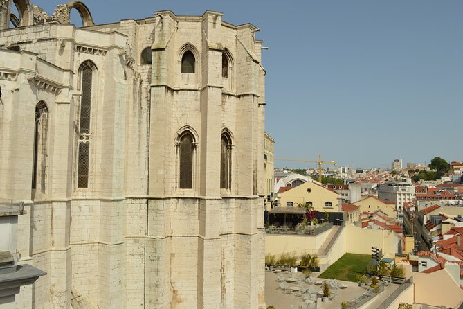 Lisbon city tour on history, culture and current topics - Key highlights worth your time