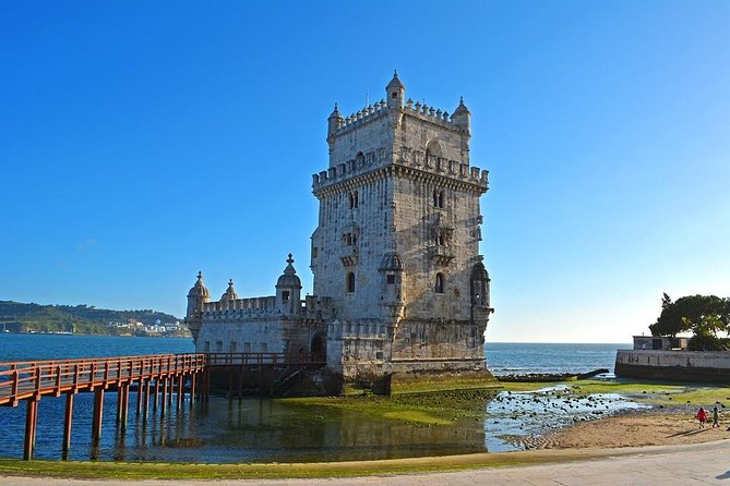 Lisbon City Tour: THE MOST COMPLETE - Alfama: the maze that explains Lisbon’s soul