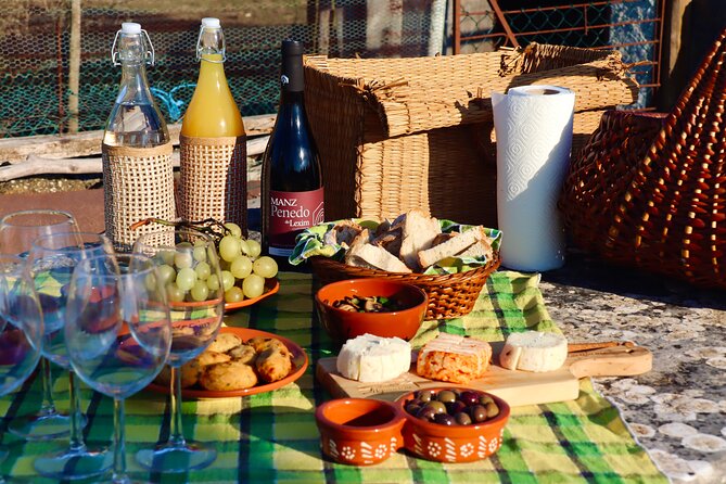 Lisbon Countryside Food Tour on a Vintage Car - Timing, weather, and what to wear