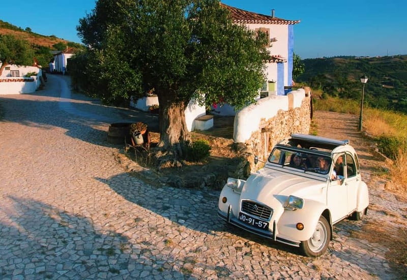 Lisbon Countryside Food Tour on a Vintage Car - Food and Drinks: What’s Included and How to Get the Best Bite