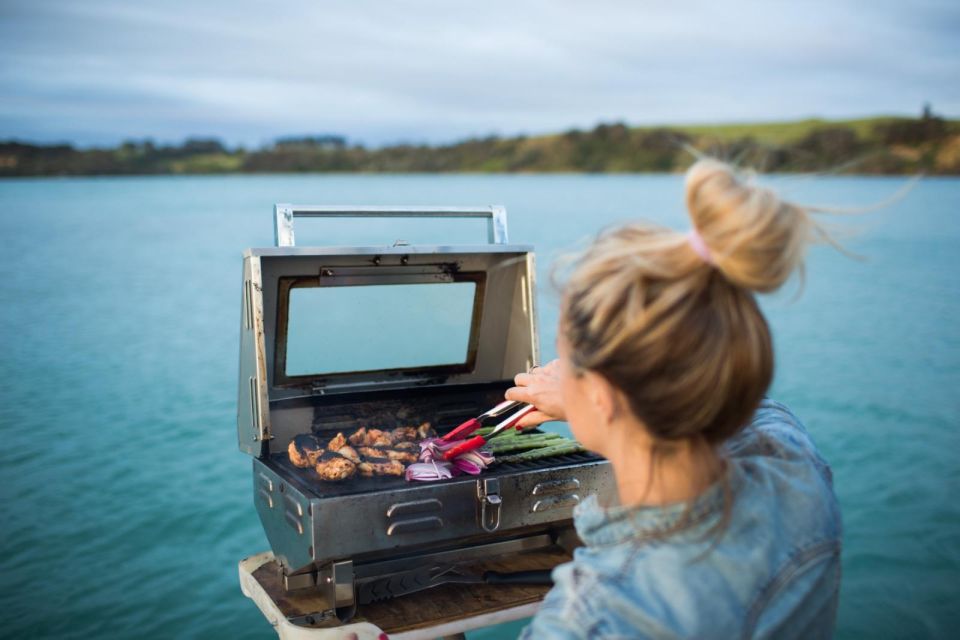 Lisbon: Cruise to the Beach with BBQ, Open Bar and Music - What You Eat on Board: BBQ Lunch Details That Matter