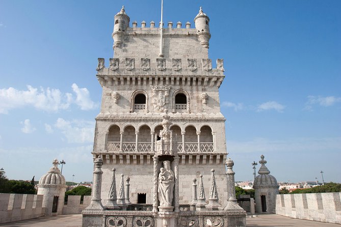 Lisbon Day Trip from the Algarve - Alfama streets and São Jorge energy (plus a hillside viewpoint)