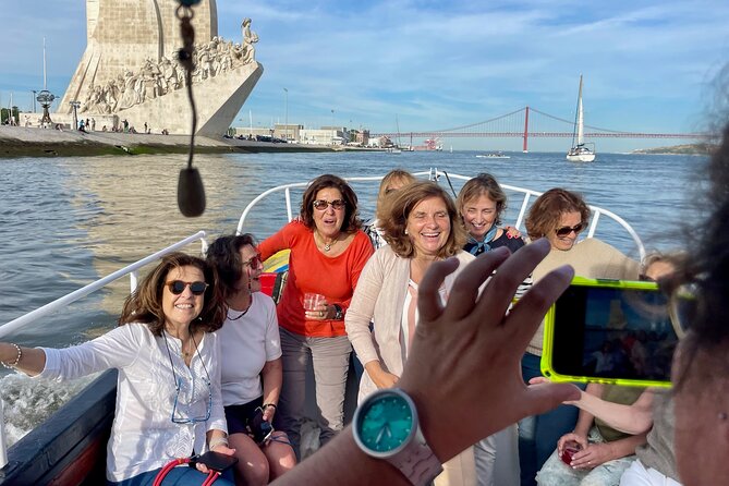 Lisbon Daytime & Sunset Tradicional Boat Tour Sightseeing Cruise - Stop 2: Padrão dos Descobrimentos and why it belongs on a river route