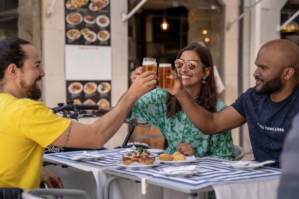 Lisbon: E-Bike Food Tour of Alfama and Old Town - Graça viewpoints: Santa Engracia, Senhora do Monte, and Portas do Sol