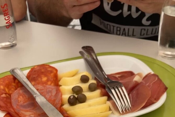 Lisbon E-Bike Guided Food Tour with Five Food Tastings - The food plan: five tastings and two drinks, with Lisbon classics