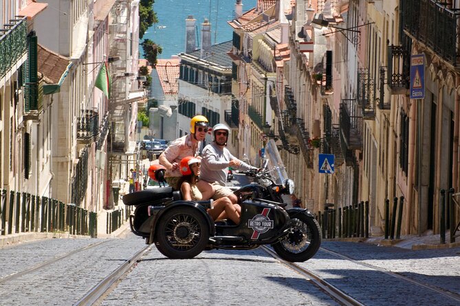 Lisbon El Cristo-Rei - Private Vintage Sidecar Tour - Visconde do Sacavém Palace: Azulejos and Heritage You Can Actually See