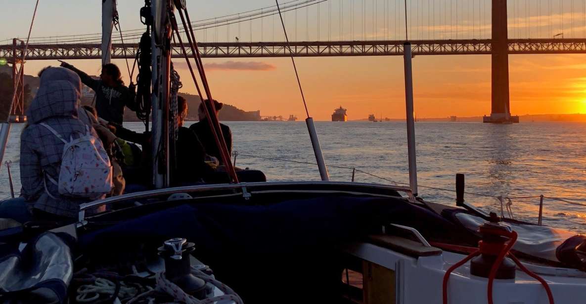 Lisbon: Enjoy a Sunset or Night Tagus River Sailboat Cruise - Terreiro do Paço to Cais do Sodré: the modern waterfront angle