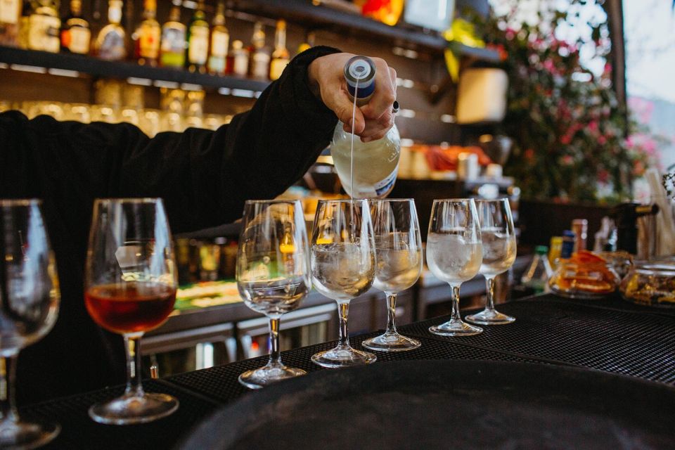 Lisbon: Evening Food & Wine Tour in Bairro Alto - Price and logistics: the trade-offs you should plan for