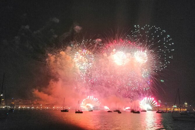 Lisbon: Fireworks, Music and Open Bar in New Year's Eve Cruise - Weather and comfort: what “all-weather” means on the Tagus