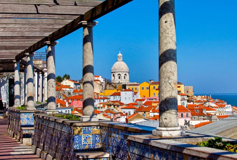 Lisbon: Food and Wine Tasting 4-Hours Tuk Tuk Tour - Wine Hunters Tavern: The Portuguese Petiscos and Wine Hour