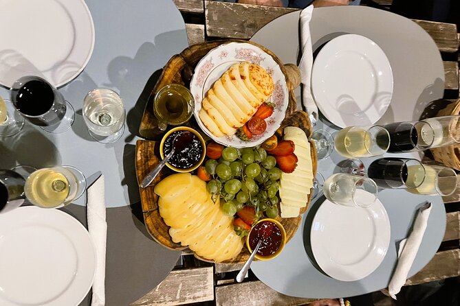 Lisbon Food and Wine Tasting Tour of HIDDEN GEMS (Small Groups) - Stop 2 on Rua da Misericórdia: pica-pau and Portuguese green wine