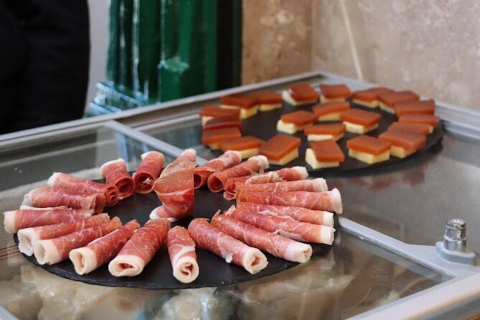 Lisbon Food and Wine Walking Tour - 5–6 stops and 10–12 tastings: what the pacing really means