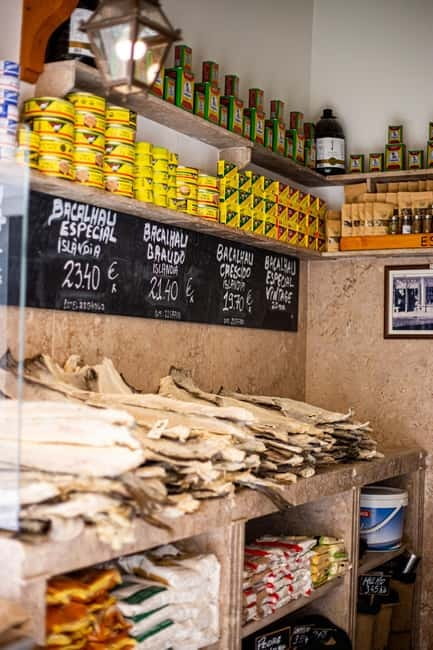 Lisbon: Food Tasting Tour by Tuk Tuk with 2 Stops - Is $159 worth it? Getting value in 3 hours