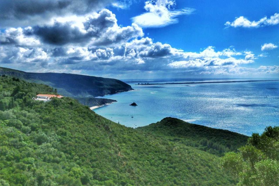 Lisbon: Full-Day Arrabida Kayak Tour with Picnic - Paddling the coast: Galapos, Pedra da Anixa, and Galapinhos