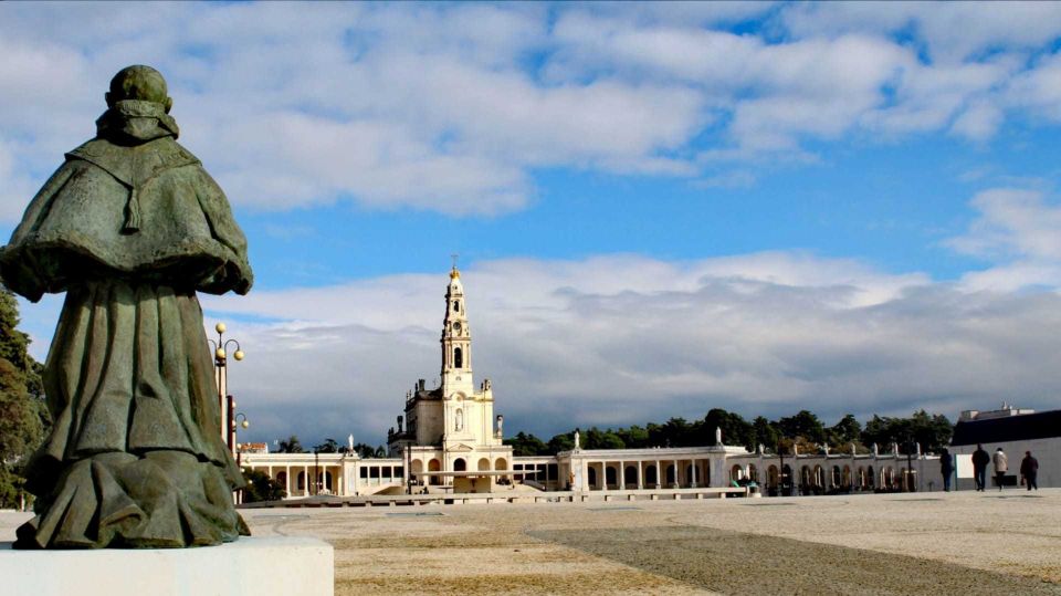Lisbon: Full-Day Private Guided Tour to Fátima - Lisbon to Fátima on a Private Schedule (Not a Rush Schedule)