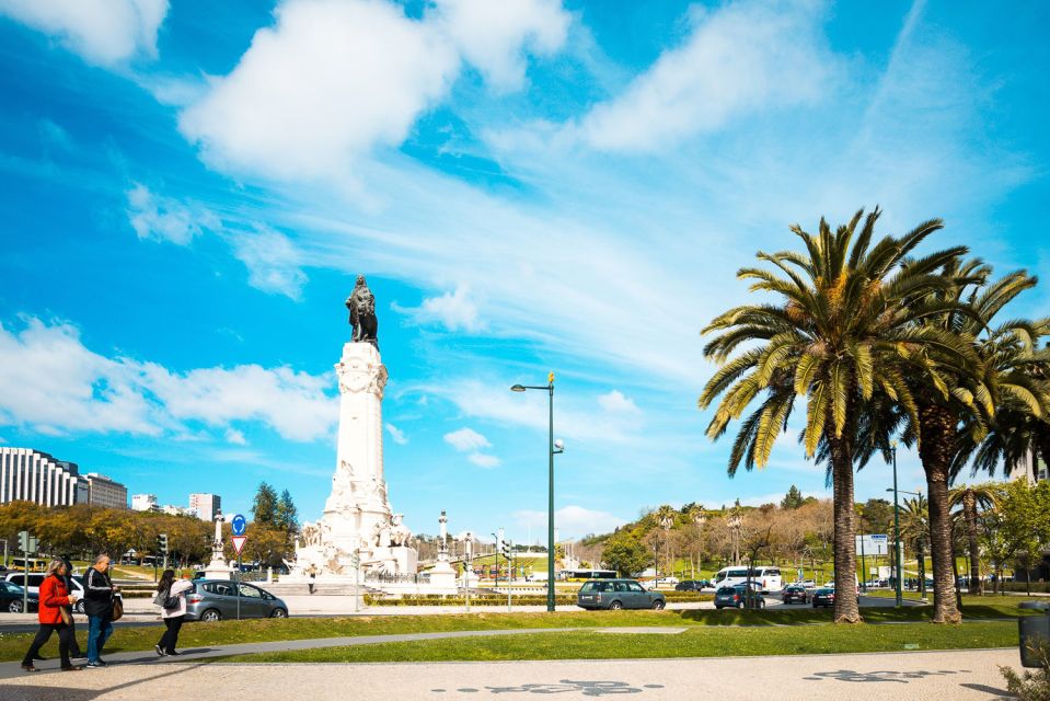 Lisbon: Full-Day Private Sightseeing Tour - Rossio Square, Lisbon Cathedral, and the hilltop view logic
