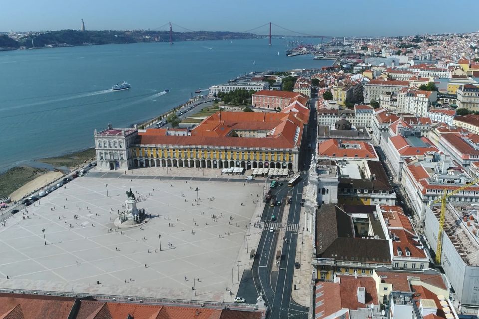 Lisbon: Full-Day Private Sightseeing Tour - Belem timing and lunch: Pastel de Belem is the smart sweet break