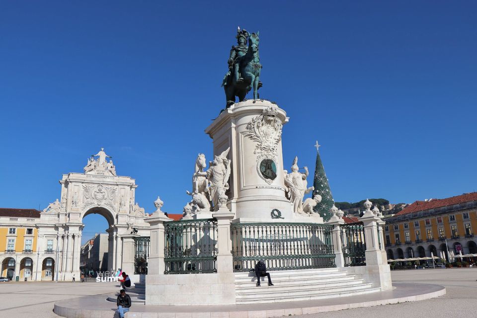 Lisbon: Full-Day Private Walking Sightseeing Tour - Key highlights at a glance