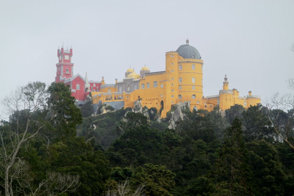 Lisbon: Full-Day Sintra and Cascais Tour - Sintra: UNESCO town energy plus a choice of one “wow” monument