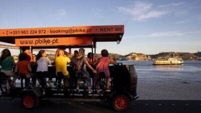 Lisbon: Fun Beer Bike by the Seafront - Pedaling the Tejo seafront: views with an easy rhythm