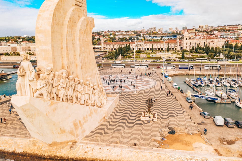 LISBON GRAND EXPERIENCE Tuktuk Tour in German - Your Day, Your Route: Choosing Stops With Your Guide