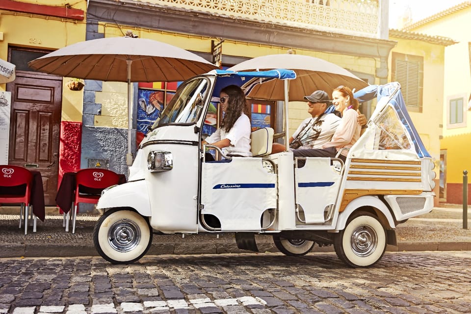 LISBON GRAND EXPERIENCE Tuktuk Tour in German - Carmo Convent to Estrela Basilica: Two Different Lisbon Moods