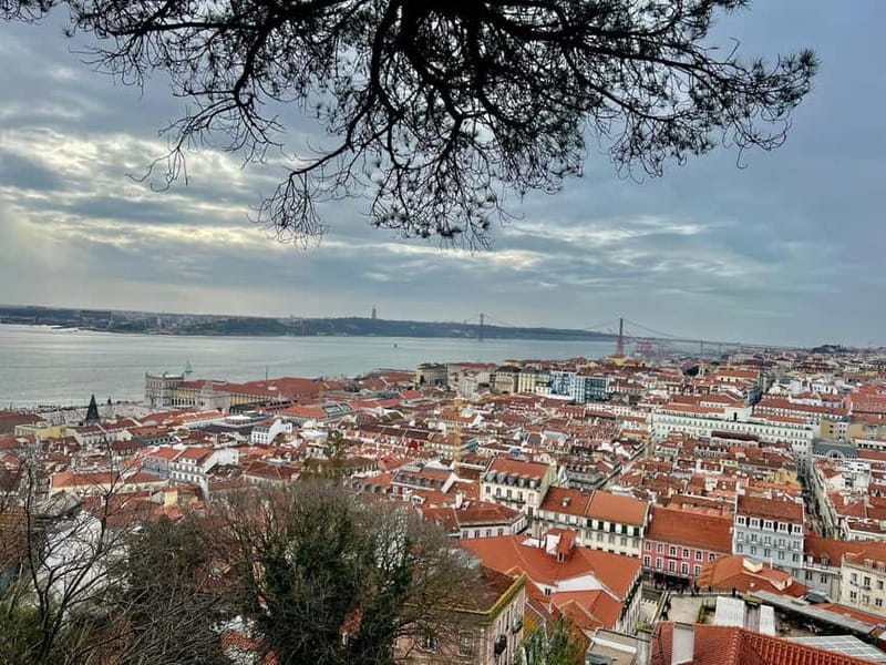 Lisbon: Guided Sightseeing Tour by Tuk Tuk - Comfort Rules and Timing: Electric Ride, Photo Windows, and What to Bring